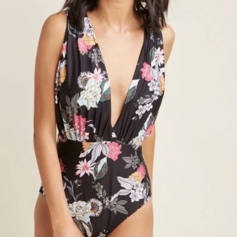 Modcloth Womens Lauren Floral One Piece Swimsuit Sz Small Black Plunge New